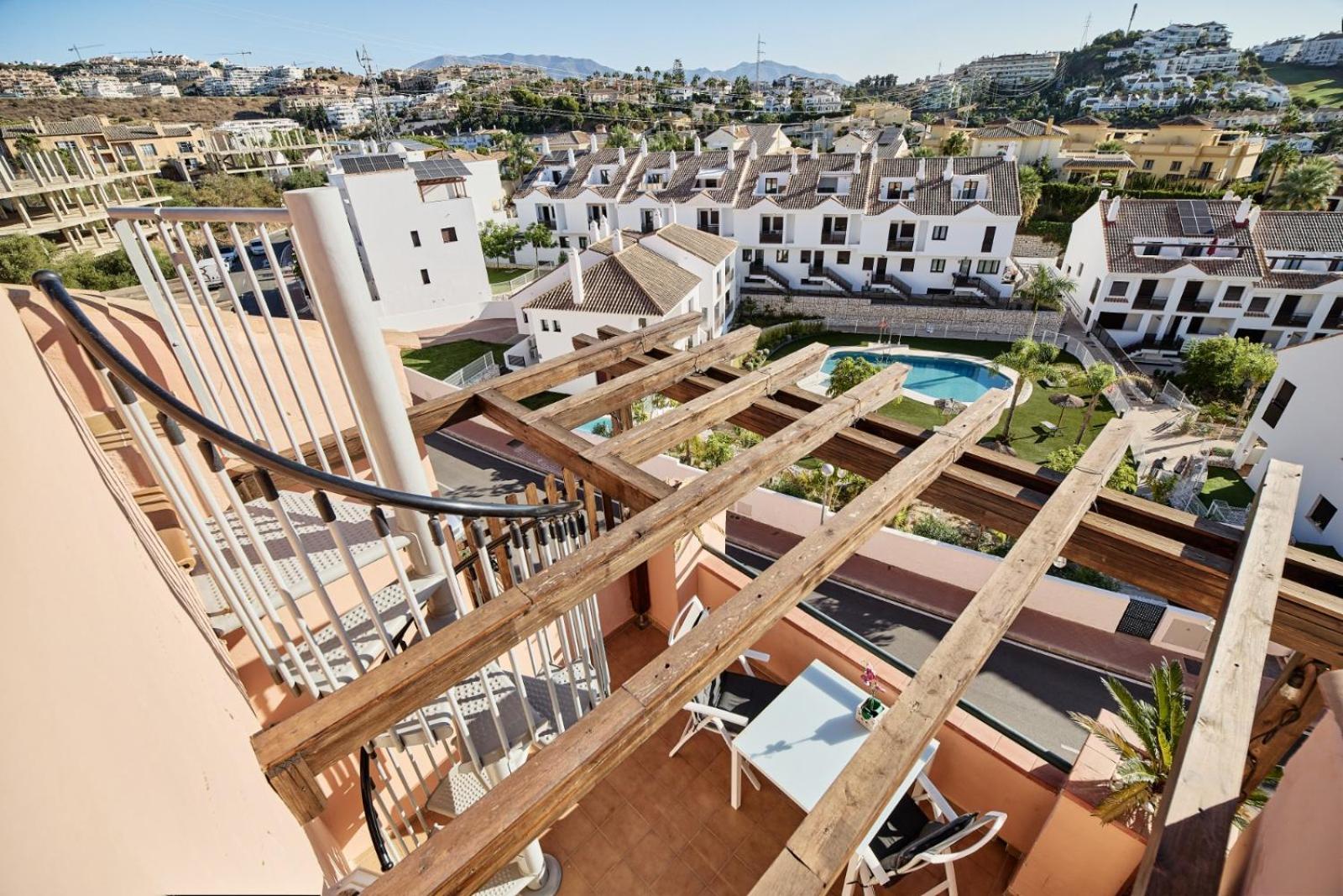 Cozy Penthouse Riviera Del Sol Apartamento Málaga Exterior foto